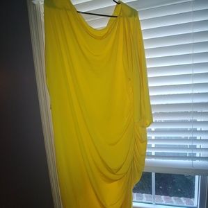Yellow slouched side dress